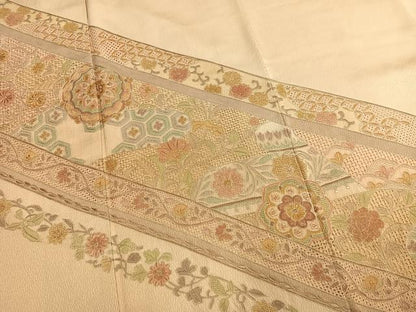 平和屋着物●中国三大刺繍　スワトウ刺繍　汕頭刺繍　総刺繍　訪問着　吉祥草花文　暈し染め　正絹　逸品　AABM4203fy