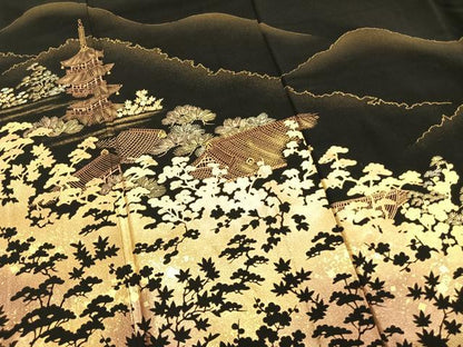 平和屋着物●京友禅作家　元橋宏太郎　黒留袖　風景松文　金彩　正絹　逸品　AABM4231fy