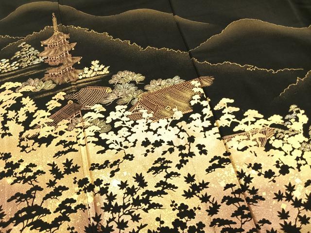 平和屋着物●京友禅作家　元橋宏太郎　黒留袖　風景松文　金彩　正絹　逸品　AABM4231fy