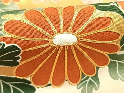 平和屋着物●豪華振袖　駒刺繍　枝梅松文　金彩　正絹　逸品　AABM4236fy