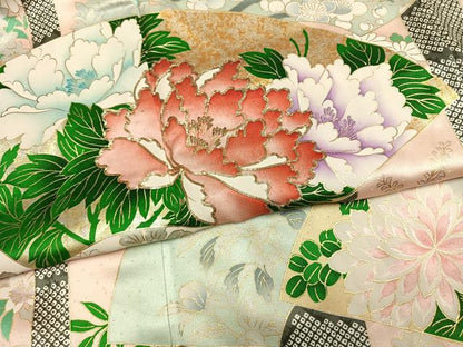 平和屋着物●豪華振袖　駒刺繍　地紙重ね花文　金彩　正絹　逸品　AABM4257fy