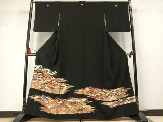 平和屋着物●豪華黒留袖　駒刺繍　松　金銀彩　正絹　逸品　未使用　AABM4261fy
