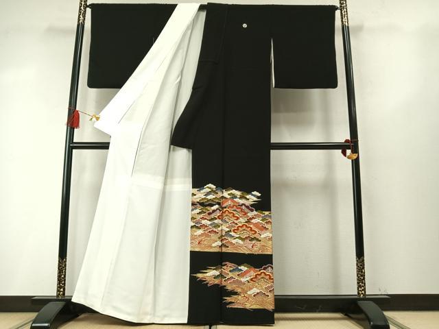 平和屋着物●豪華黒留袖　駒刺繍　松　金銀彩　正絹　逸品　未使用　AABM4261fy