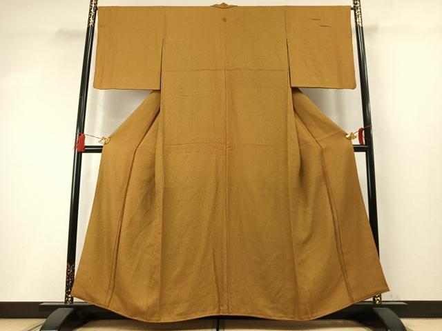 平和屋着物●上質な色無地　霞地紋　黄土色　正絹　逸品　AABM4280fy