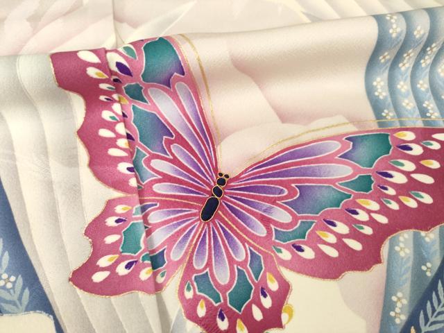 平和屋着物●豪華振袖　花蝶文　金彩　正絹　逸品　AABM4285ck
