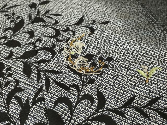 平和屋着物●訪問着　刺繍　鹿の子花唐草文　暈し染め　黒地　金銀糸　金彩　正絹　逸品　AABM4295ck