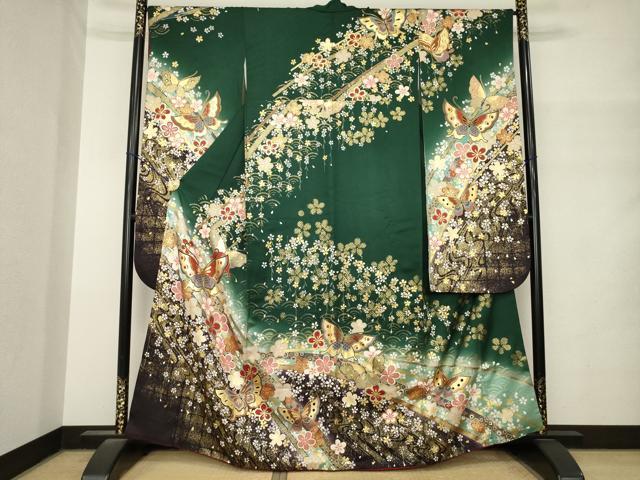 平和屋着物●豪華振袖　駒刺繍　花蝶文　暈し染め　金彩　正絹　逸品　AABM4310ck