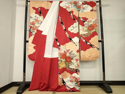 平和屋着物●豪華振袖　駒刺繍　雲重ね花文　金彩　正絹　逸品　AABM4319ck