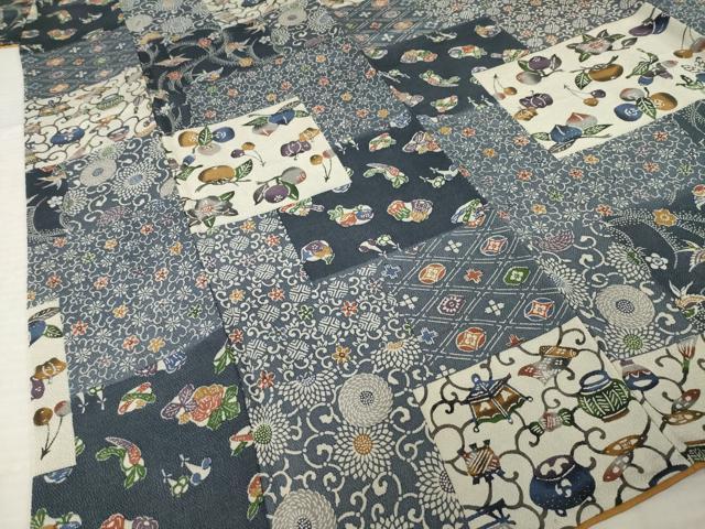 平和屋着物●剣持晃玄　小紋　江戸草木型絵染　色紙重ね花文　正絹　逸品　AABM4337ck