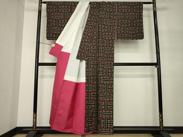 平和屋着物●本場大島紬　龍郷絣　秋名バラ　アンサンブル　正絹　逸品　AABM4353ck