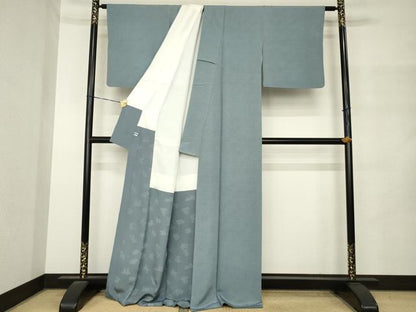 平和屋着物●人間国宝　初代 六谷梅軒(六谷紀久男)錐彫り　重要無形文化　財伊勢型紙　江戸小紋　市松鮫小紋柄　正絹　逸品　AABM4355ck