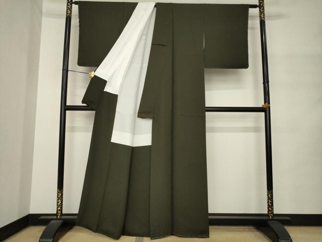 平和屋着物●上質な色無地　花尽くし地紋　黒緑色　正絹　逸品　未使用　AABM4395ck