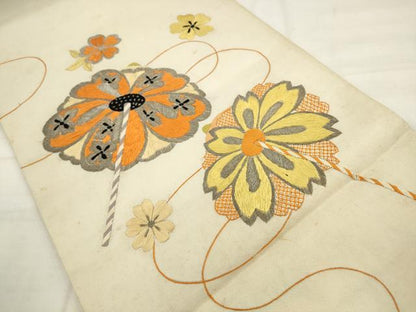 平和屋着物●アンティーク　大正ロマン　丸帯　総刺繍　舞花文　銀糸　正絹　逸品　AABM4605pf