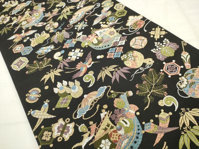 平和屋着物●西陣の老舗　1782年創業　山下織物　六通柄袋帯　唐織　宝来船　黒地　金糸　正絹　逸品　AABM4723pf
