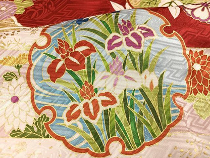 平和屋着物●豪華振袖　駒刺繍　雪輪草花文　金彩　ロング丈　正絹　逸品　AABM5057ph