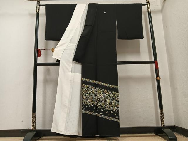 平和屋着物●豪華黒留袖　総刺繍　双鳥花文　金糸　正絹　逸品　AABM5084ph