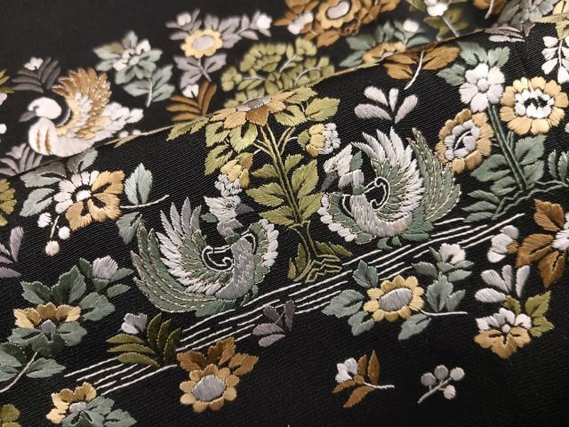 平和屋着物●豪華黒留袖　総刺繍　双鳥花文　金糸　正絹　逸品　AABM5084ph