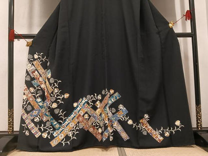 平和屋着物●豪華黒留袖　友禅　花唐草文　正絹　逸品　AABM5089ph