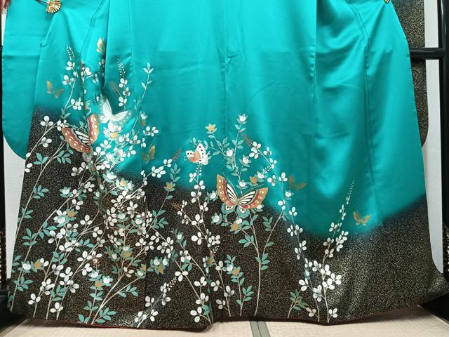 平和屋着物●豪華振袖　花蝶文　暈し染め　金彩　正絹　逸品　AABM5163ph