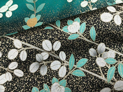 平和屋着物●豪華振袖　花蝶文　暈し染め　金彩　正絹　逸品　AABM5163ph