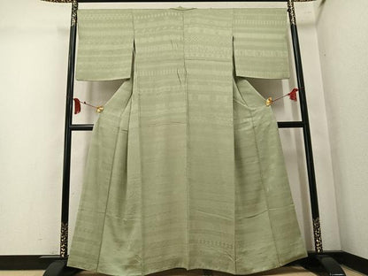 平和屋着物●上質な色無地　百柄　草花地紋　若菜色　正絹　逸品　AABM5168ph
