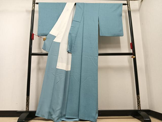 平和屋着物●服飾評論家　市田ひろみ監修　色無地　松竹梅地紋　水浅葱色　正絹　逸品　AABM5184ph