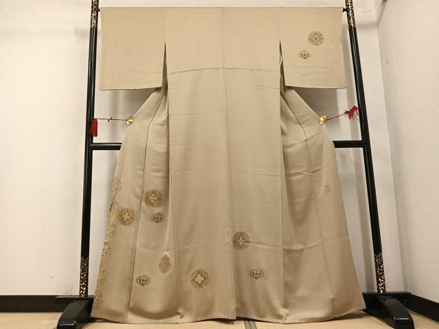 平和屋着物●訪問着　黄金繭　駒刺繍　草花文　金彩　正絹　逸品　AABM5193ph