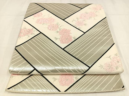 平和屋着物◎六通柄袋帯　唐織　草花文　銀糸　正絹　逸品　AABM5229bw