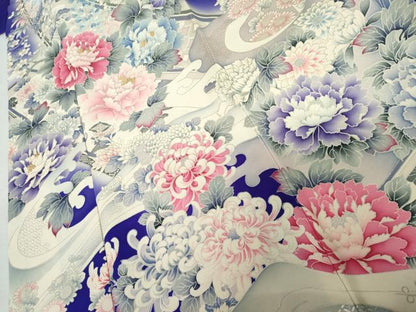 平和屋着物●豪華振袖　駒刺繍　立波草花文　銀彩　正絹　逸品　AABM5445cs