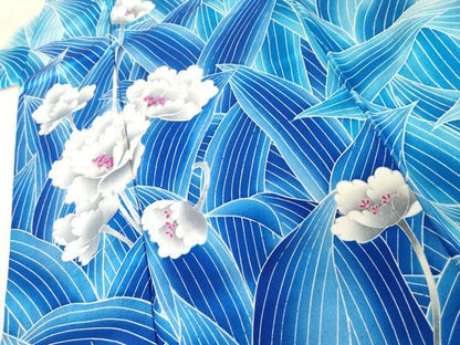 平和屋着物●豪華振袖　駒刺繍　枝花文　暈し染め　銀彩　正絹　逸品　AABM5449cs