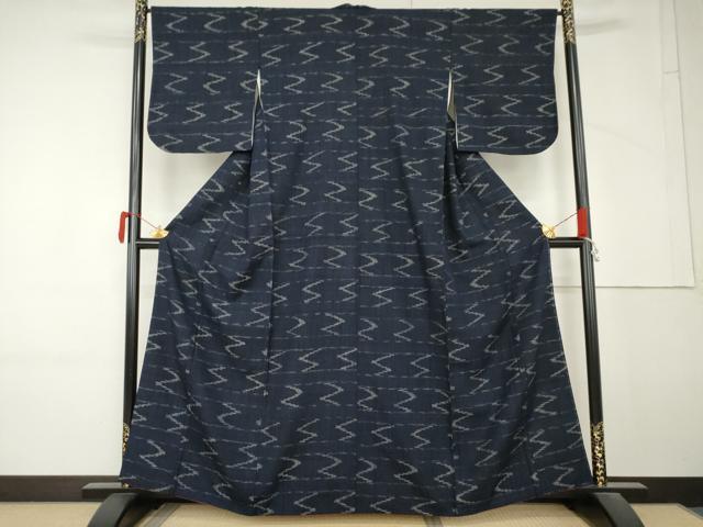 平和屋着物●浦野理一　経節紬　幾何学柄　正絹　逸品　AABM5467cs