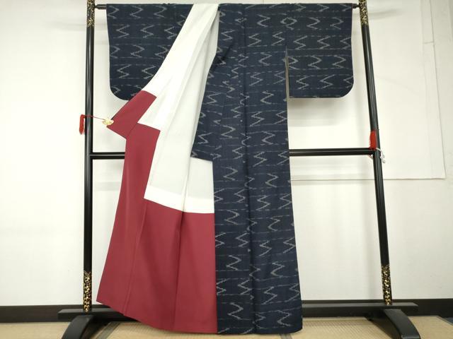 平和屋着物●浦野理一　経節紬　幾何学柄　正絹　逸品　AABM5467cs