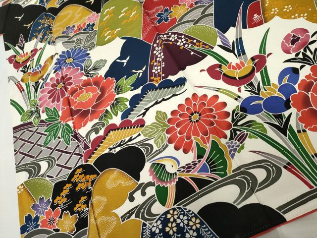 平和屋着物●手ざし京紅型染・宮崎紅型　宮崎良次　振袖　重ね山花鳥文　正絹　逸品　AABM5491cs