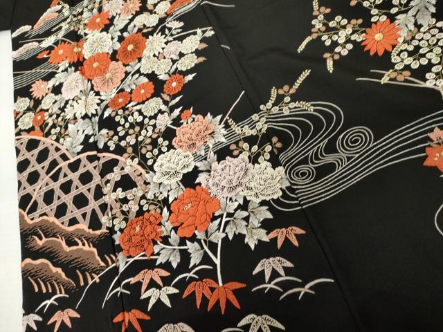平和屋着物●中国三大刺繍　相良刺繍　総刺繍　黒留袖　籬枝花文　金糸　正絹　逸品　AABM5501cs