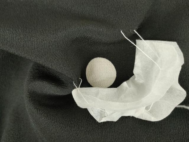 平和屋着物●豪華黒留袖　駒刺繍　雉　吉祥花文　金銀彩　仮絵羽　正絹　逸品　未使用　AABM5544cs