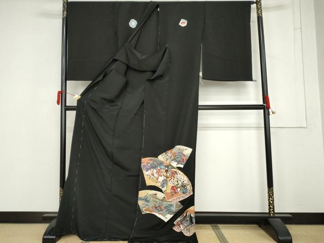 平和屋着物●豪華黒留袖　駒刺繍　地紙人物風景文　金彩　仮絵羽　正絹　逸品　未使用　AABM5547cs
