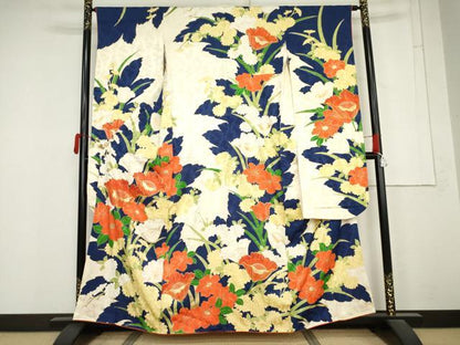 平和屋着物●豪華振袖　駒刺繍　草花文　金彩　正絹　逸品　AABM5557cs