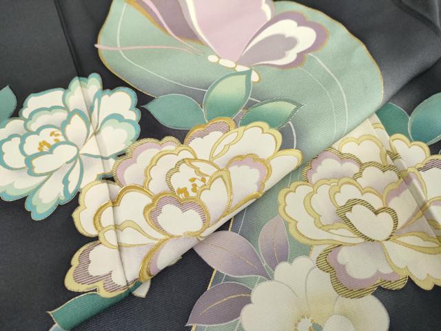 平和屋着物●訪問着　駒刺繍　流水花蝶文　暈し染め　金彩　正絹　逸品　AABM5558cs