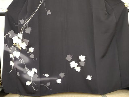 平和屋着物●訪問着　駒刺繍　葡萄蔦の葉文　金彩　正絹　逸品　AABM5580cs
