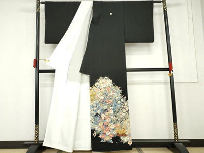 平和屋着物●本加賀友禅作家　直江良三　黒留袖　飛鳥草花文　正絹　逸品　AABM5583cs
