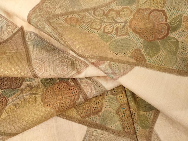 平和屋着物●中国三大刺繍　スワトウ刺繍　汕頭刺繍　総刺繍　訪問着　切嵌草花文　正絹　逸品　AABM5596cs