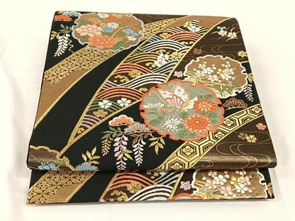 平和屋着物◎六通柄袋帯　唐織　雪輪花蝶文　黒地　金銀糸　正絹　逸品　AABM5642dk