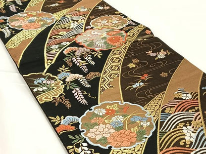 平和屋着物◎六通柄袋帯　唐織　雪輪花蝶文　黒地　金銀糸　正絹　逸品　AABM5642dk