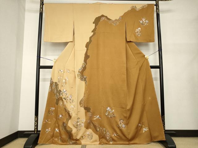 平和屋着物●染織作家　染織デザイナー　大島明　訪問着　螺鈿　更紗花蝶文　金銀彩　正絹　逸品　AABM5731ck