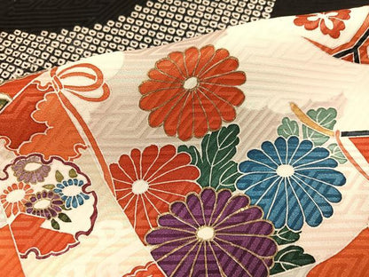 平和屋着物●豪華振袖　絞り　駒刺繍　几帳草花文　金彩　正絹　逸品　AABM6163ph