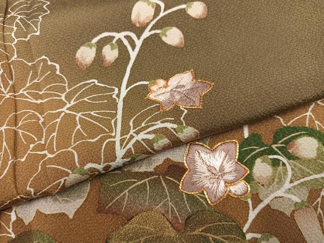 平和屋着物●ファッションデザイナー 花井幸子　訪問着　駒刺繍　草花文　暈し染め　金彩　正絹　逸品　AABM6186ph