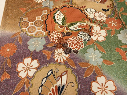 平和屋着物●豪華振袖　駒刺繍　雪輪花蝶文　暈し染め　金彩　丹後ちりめん　仮絵羽　逸品　未使用　AABM6205ph