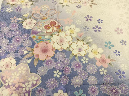 平和屋着物●豪華振袖　駒刺繍　舞花文　暈し染め　ロング丈　正絹　逸品　AABM6288ph