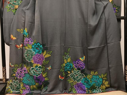平和屋着物●豪華振袖　花蝶文　金彩　正絹　逸品　AABM6289ph