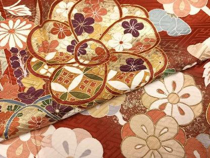 平和屋着物●豪華振袖　駒刺繍　草花文　金彩　ロング丈　正絹　逸品　AABM6296ph